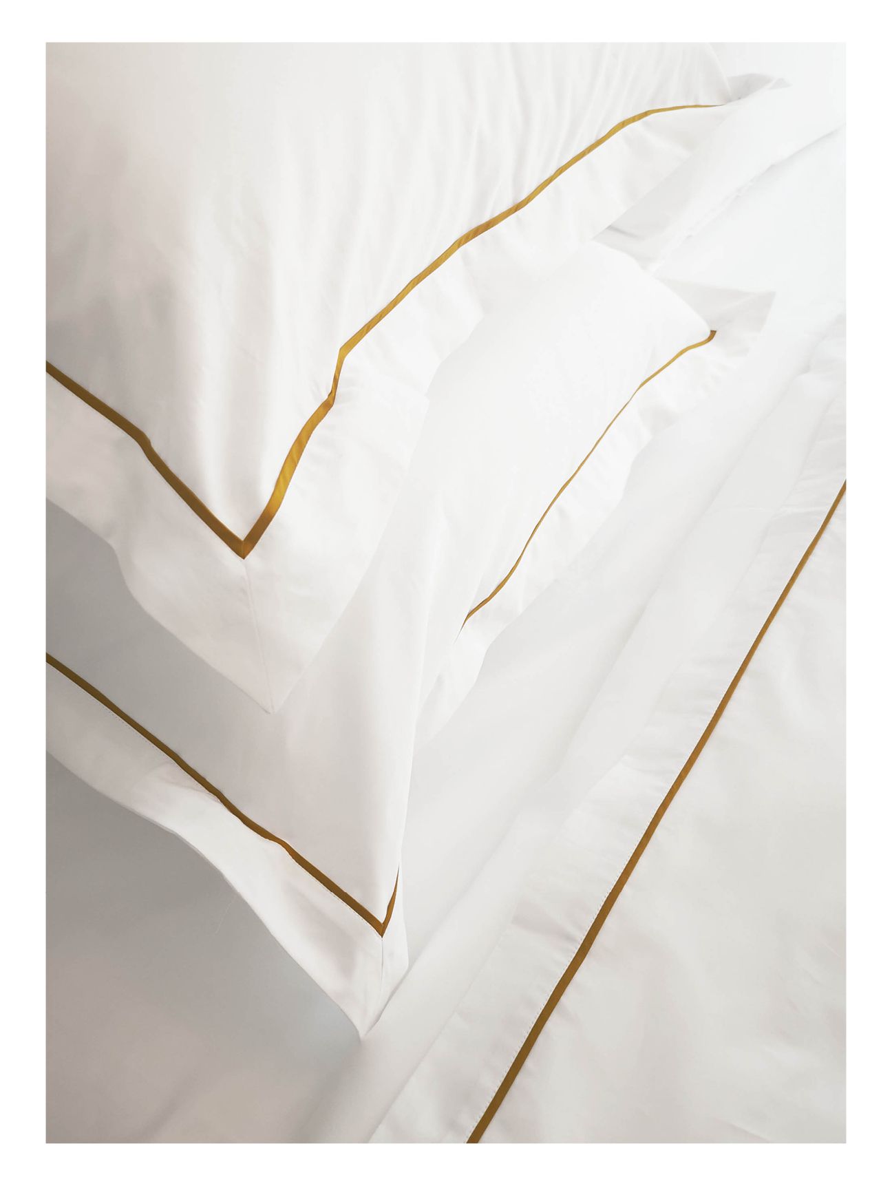 Комплект постельного белья Семейный комплект Frame Gold